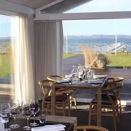 Hotel Ebeltoft Strand 4*