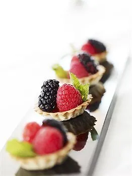 Langhoff & Juul Boutique Og Restaurant מלון דירות 4*
