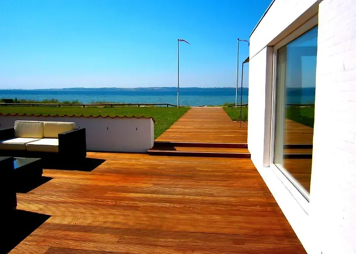 Апарт-отель Hotel Ebeltoft Strand Эбельтофт