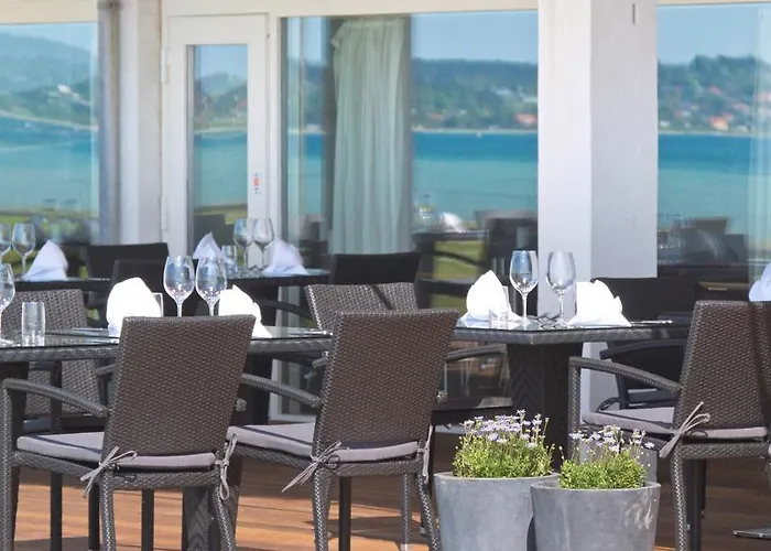 Апарт-отель Hotel Ebeltoft Strand 4*